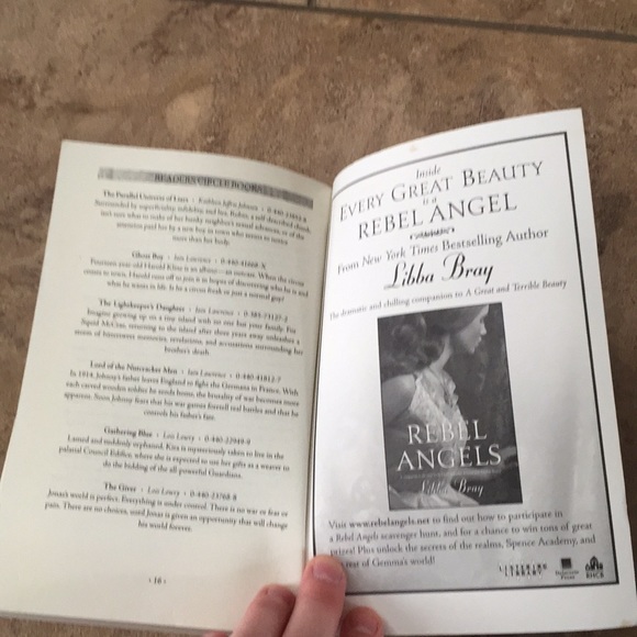 Book - Picture 6 of 8